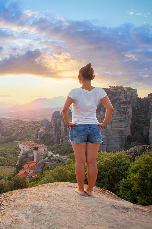 Meteora Sunset With Monastery & Caves Tour in Small Group - Itinerary Highlights