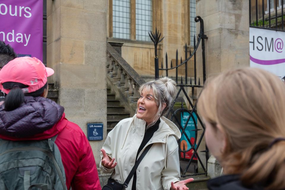 Oxford: City & University Walking Tour With College Entry - Itinerary