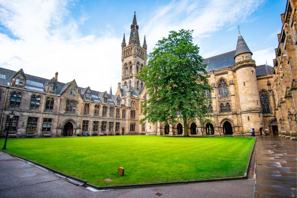 Oxford: Self-Guided Highlights Scavenger Hunt & Tour - Experience