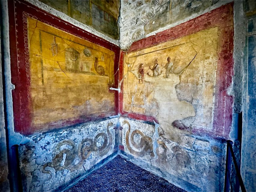 Pompeii - Vesuvius & Wine From Amalfi Coast All Inclusive - Itinerary