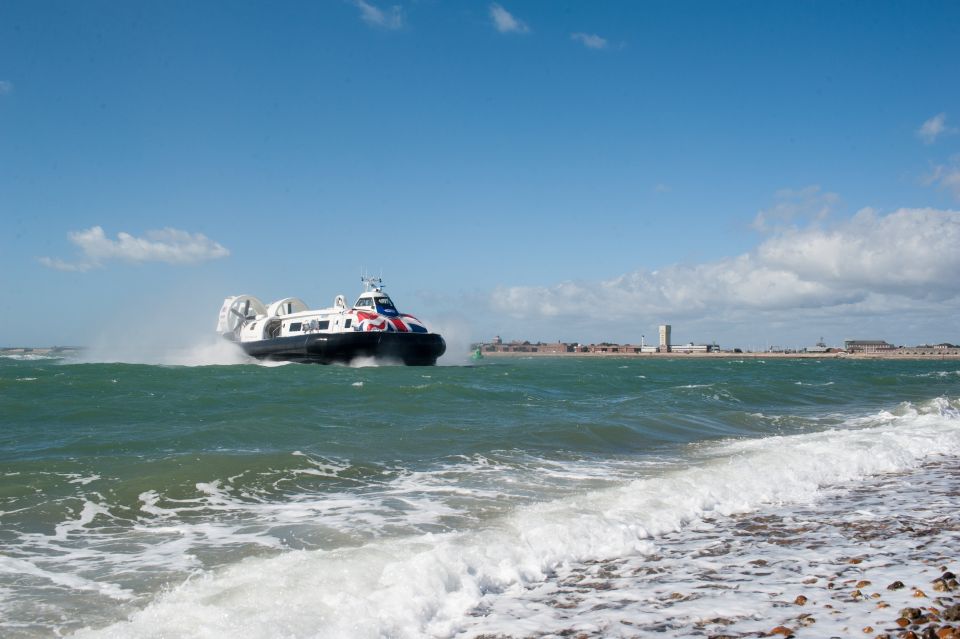 Portsmouth: Hovercraft Flight to the Isle of Wight - Hovercraft Journey Experience