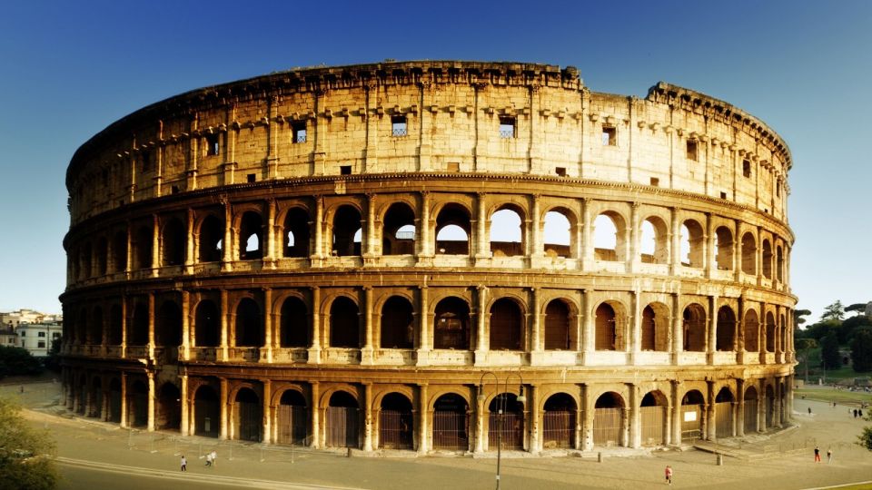 Rome: Premium Colosseum Roman Forum Private Tour - Itinerary