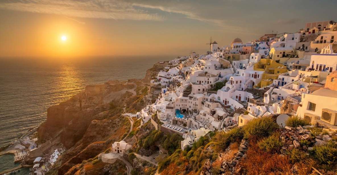 Santorini: Roundtrip Transfer To Oia - Itinerary