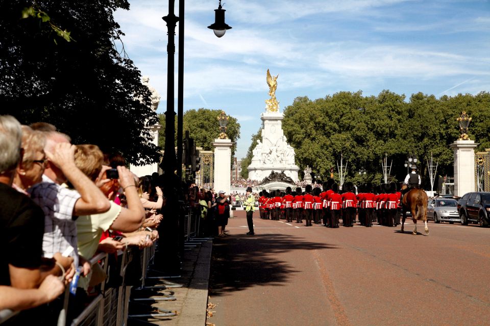 Vintage Double Decker Bus Tour & Thames River Cruise - Experience Highlights