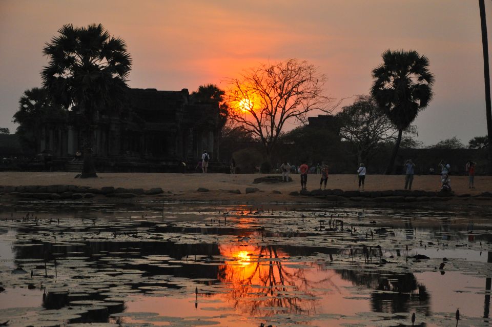 From Siem Reap: Angkor Wat Sunrise Small Group Tour - Tour Itinerary Overview