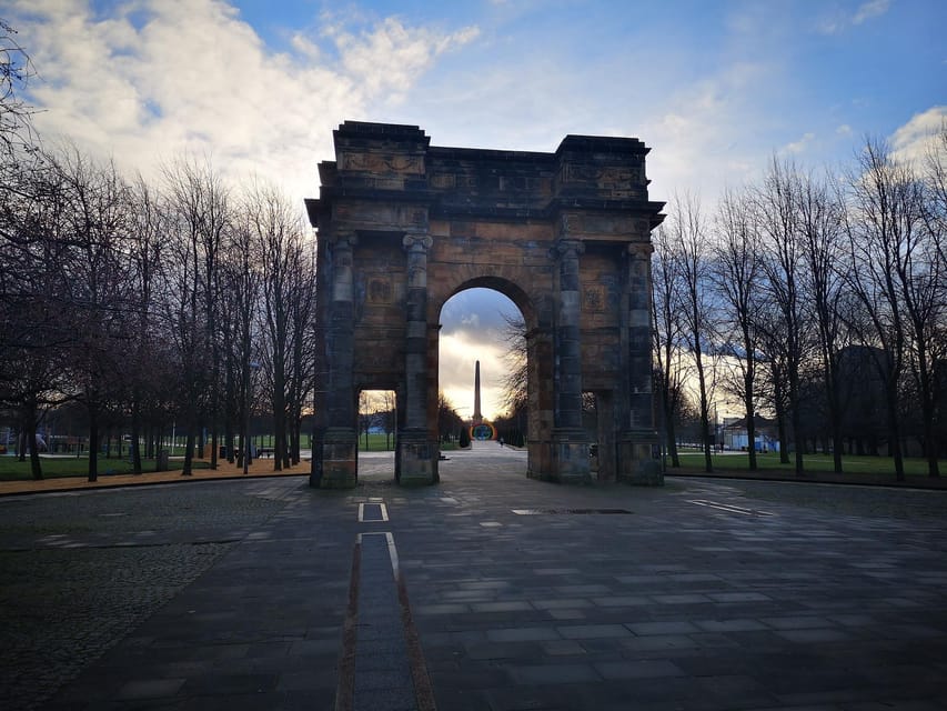 Glasgow: Self-Guided Audio Tour - Tour Experience