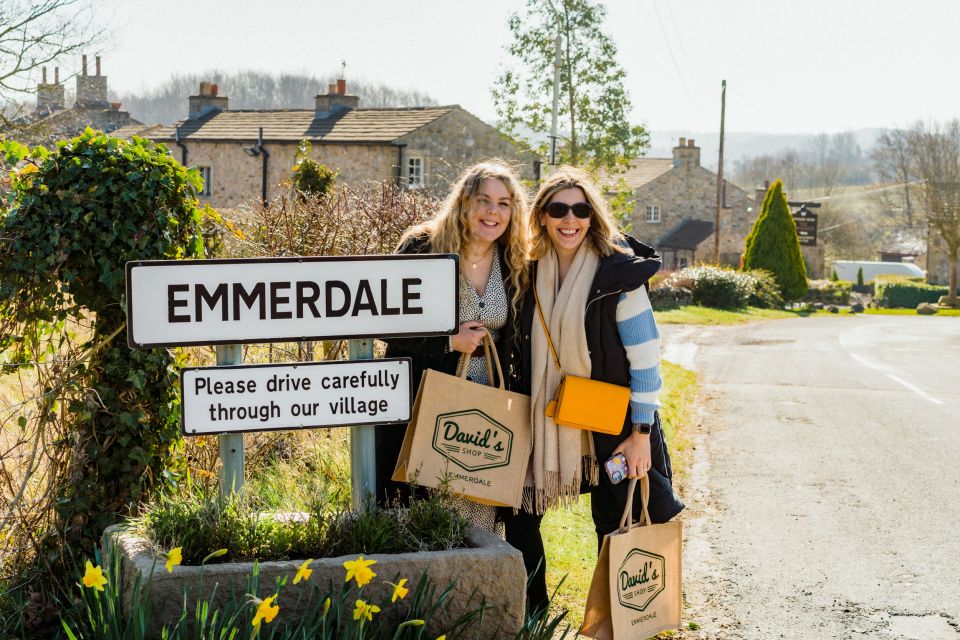 Leeds: Emmerdale Village Set Guided Tour - Inclusions