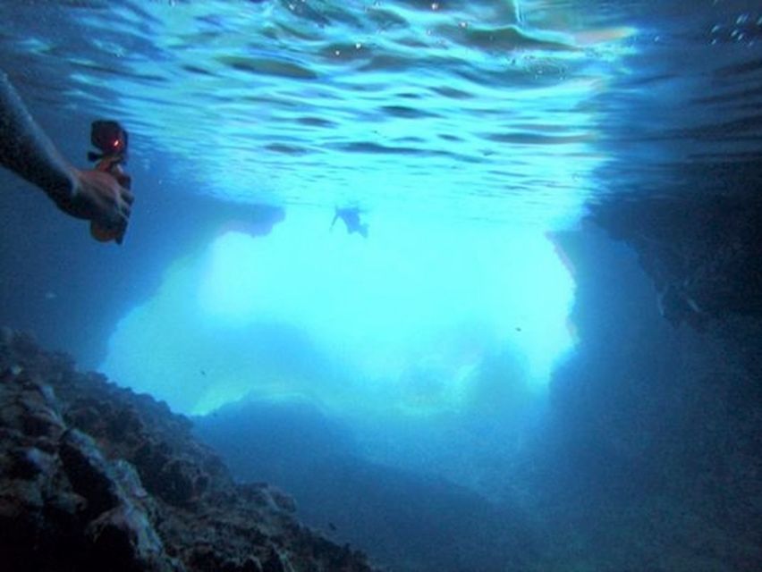 Lefkas: Hidden Blue Cave Half-Day Kayak Trip W/ Lunch - Traveler Experiences