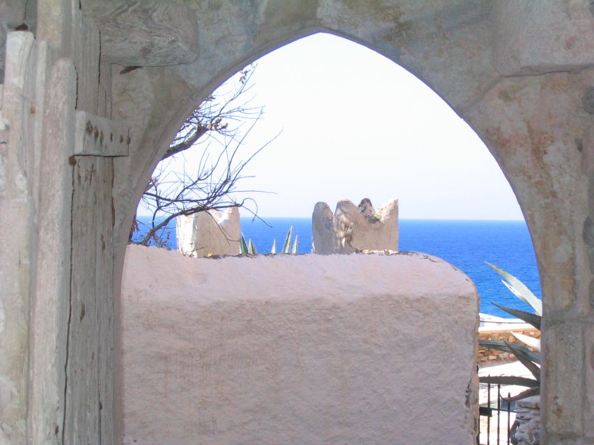 Naxos Castle Walking Tour and Sunset at the Portara - Starting Location