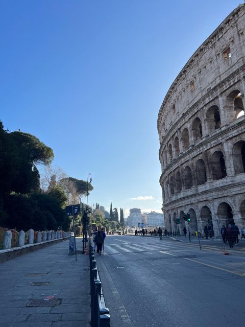 Rome: Colosseum Private Tour With Entry Experience - Included Inclusions