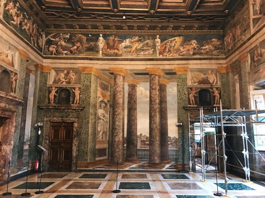 Rome: Villa Farnesina Renaissance Tour - Group Type and Highlights