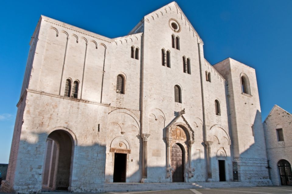 2-Hour Bari City Tour - Inclusions