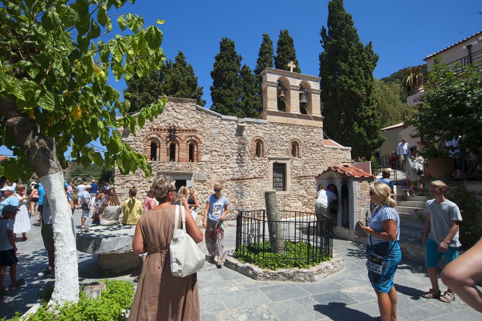 Crete: Lassithi Plateau, Zeus Cave & Kera Monastery Tour - Village of Psychro Excursion