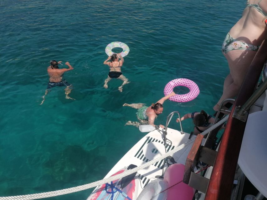 Crete: Snorkeling Boat Trip With Snack and Transfer - Directions