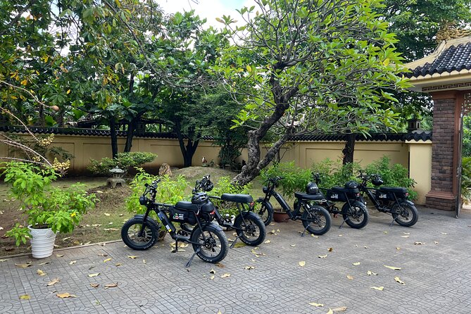 Half Day Ho Chi Minh City E-bike Tour - Visual Content