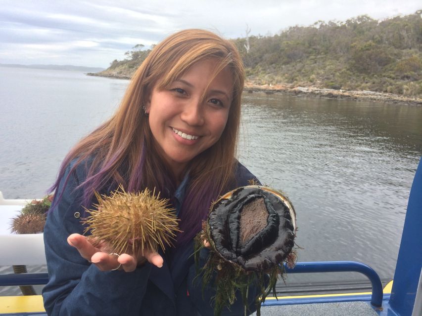 Hobart: Full-Day Tasmania Gourmet Seafood Cruise - Reviews