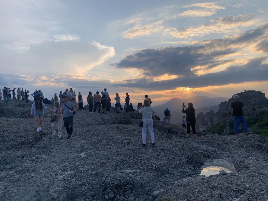 Kalabaka or Kastraki: Meteora Sunset Tour - Booking Information