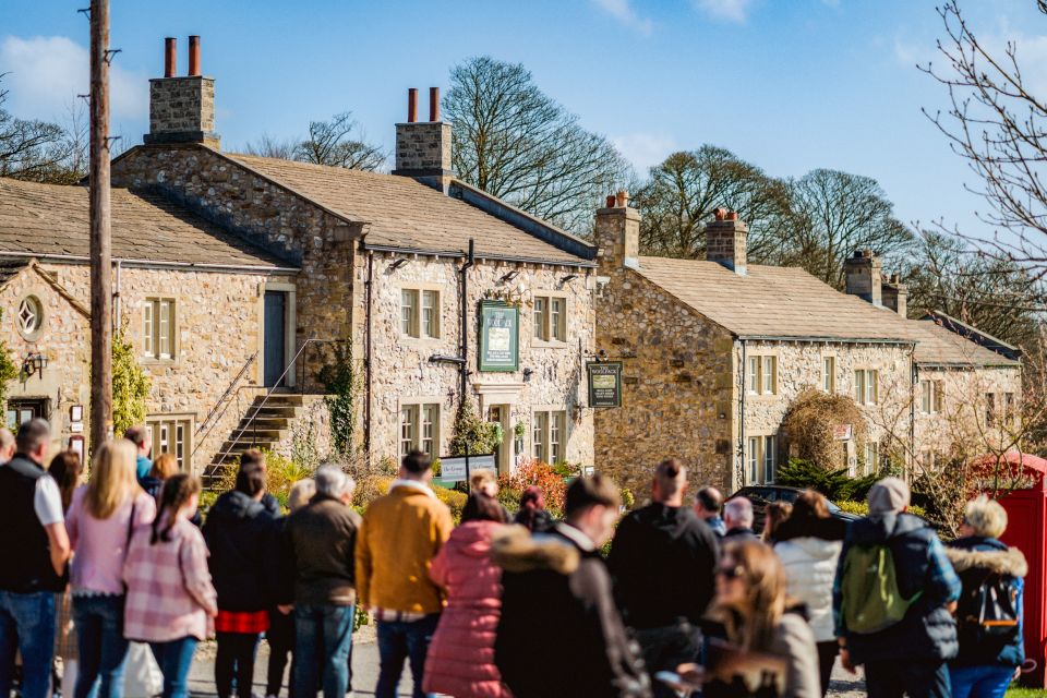 Leeds: Emmerdale Village Set Guided Tour - Directions