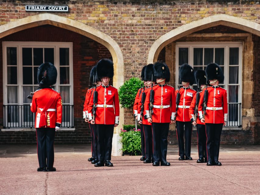 London: Westminster and Changing of the Guard Tour - Meeting Point