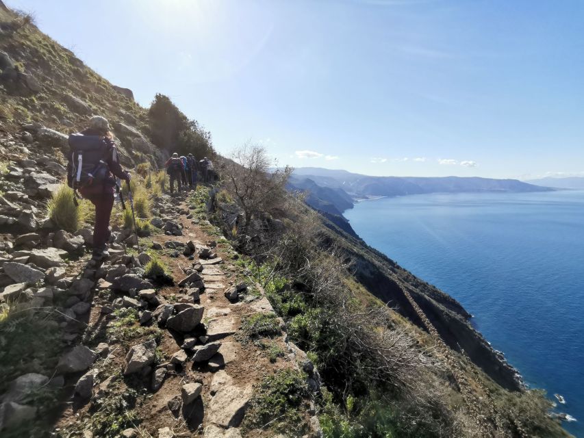 Palmi: Guided Tracciolino Trail Trek - Common questions