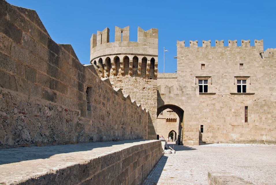 Rhodes: Palace of the Grand Master Admission Ticket - Accessibility Details