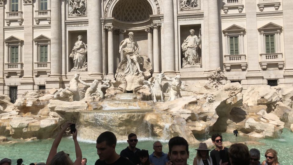 Rome: Top 15 Sights Guided Walking Tour With Trevi Fountain - Trevi Fountain - Baroque Masterpiece