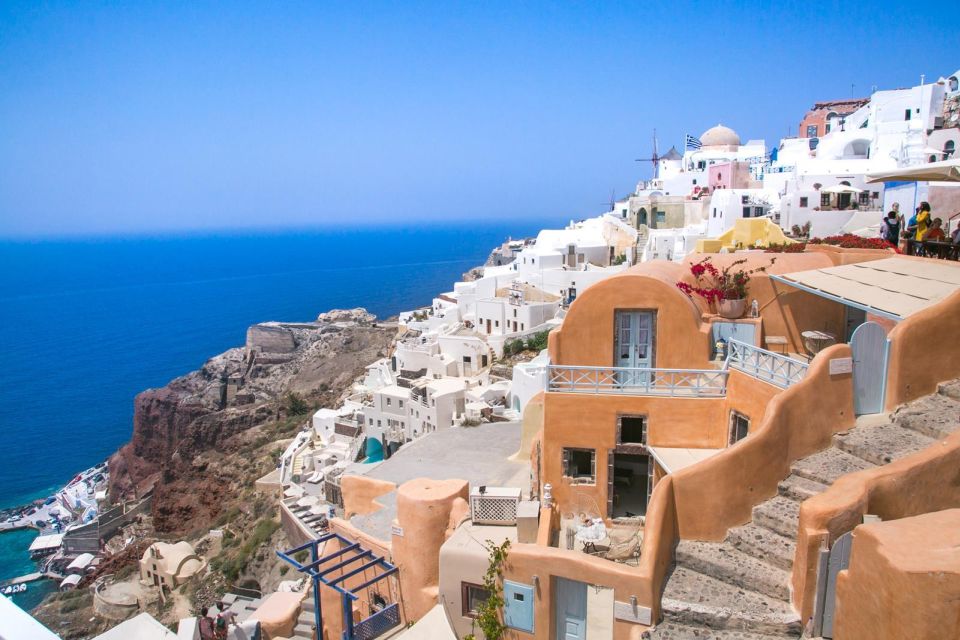 Santorini: Roundtrip Transfer To Oia - Directions