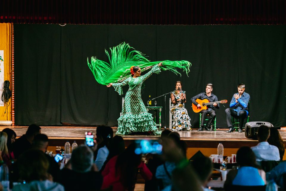 Torremolinos: Flamenco Show With Dinner and Unlimited Drinks - Inclusions and Services