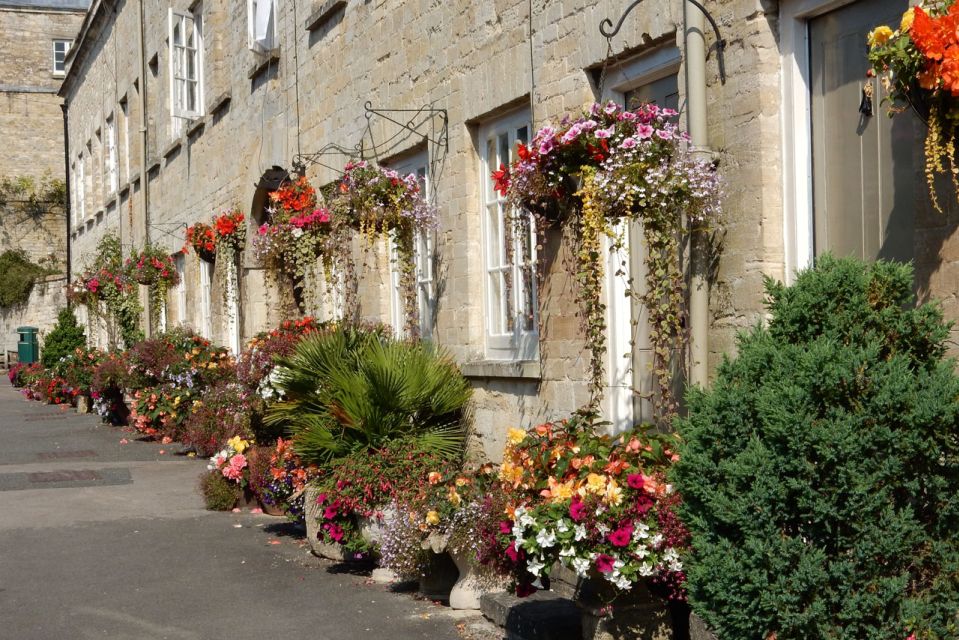 Cirencester: Quirky Self-Guided Smartphone Heritage Walks - Experience Highlights