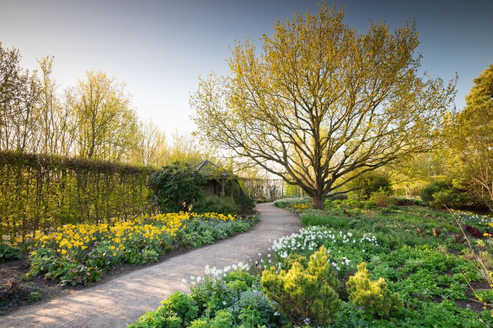 Royal Horticultural Society: Hyde Hall Garden Ticket - Directions