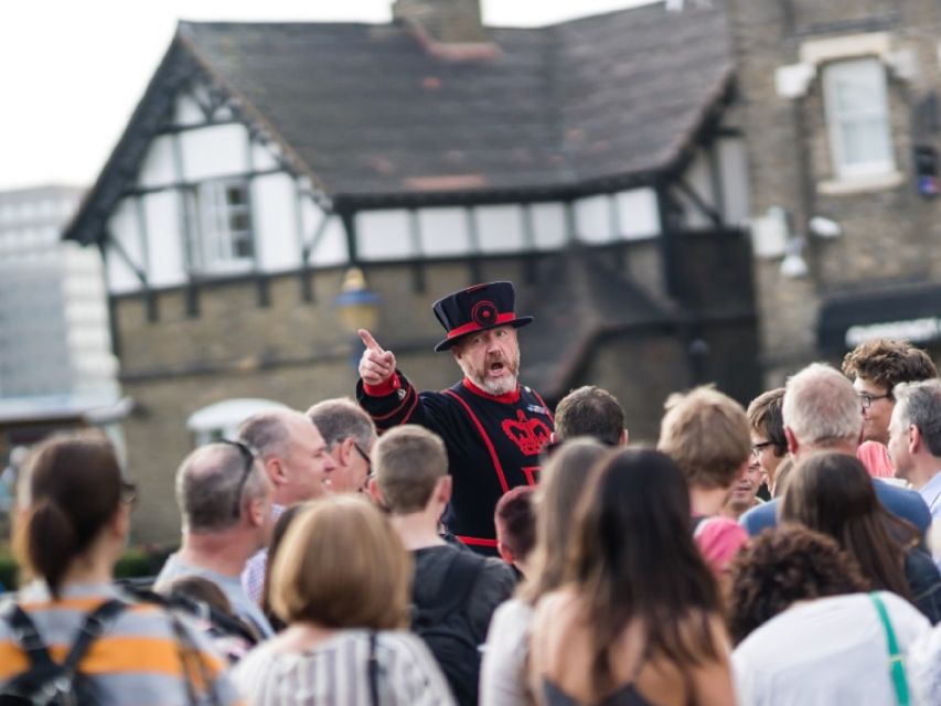 Tower of London: Opening Ceremony, Crown Jewels & Beefeaters - Booking Information