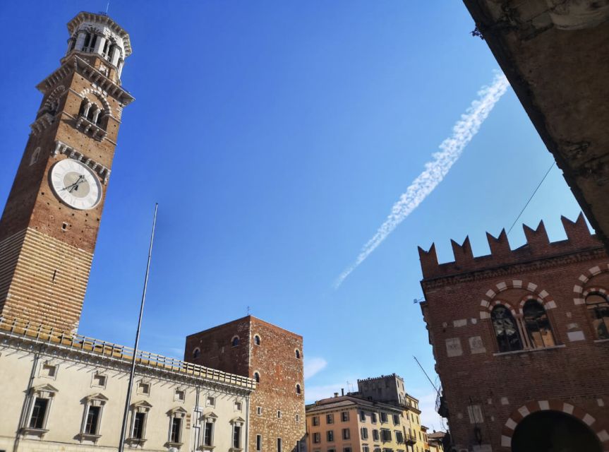 Verona: Essential Verona Private Tour Including Arena - Accessibility