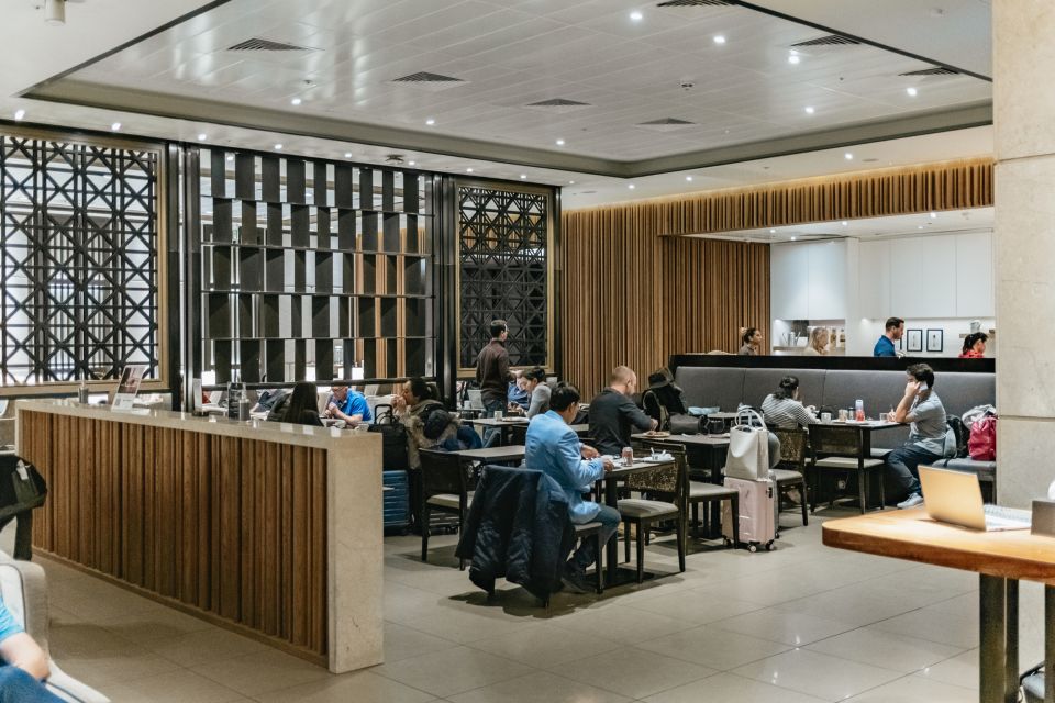 LHR London Heathrow Airport: Plaza Premium Lounge - Common questions