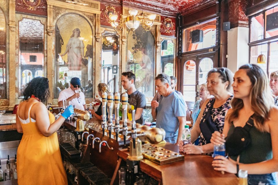 London: Explore the Historic Pubs of Central London - Common questions