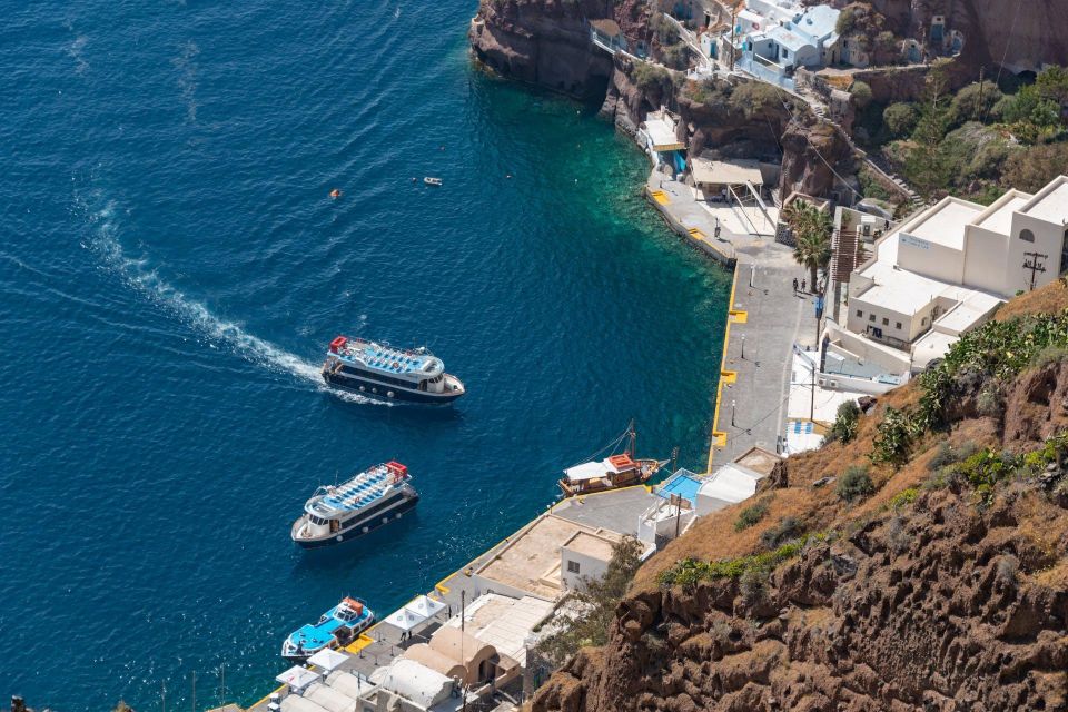 Santorini: Boat Tour in Volcano, Hot Springs and Thirassia - Volcano Exploration