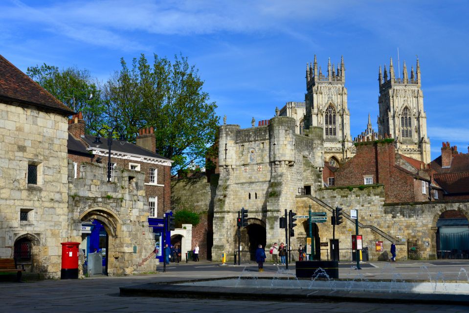 York: 1-Hour Small Group Evening Walking Tour - Important Information