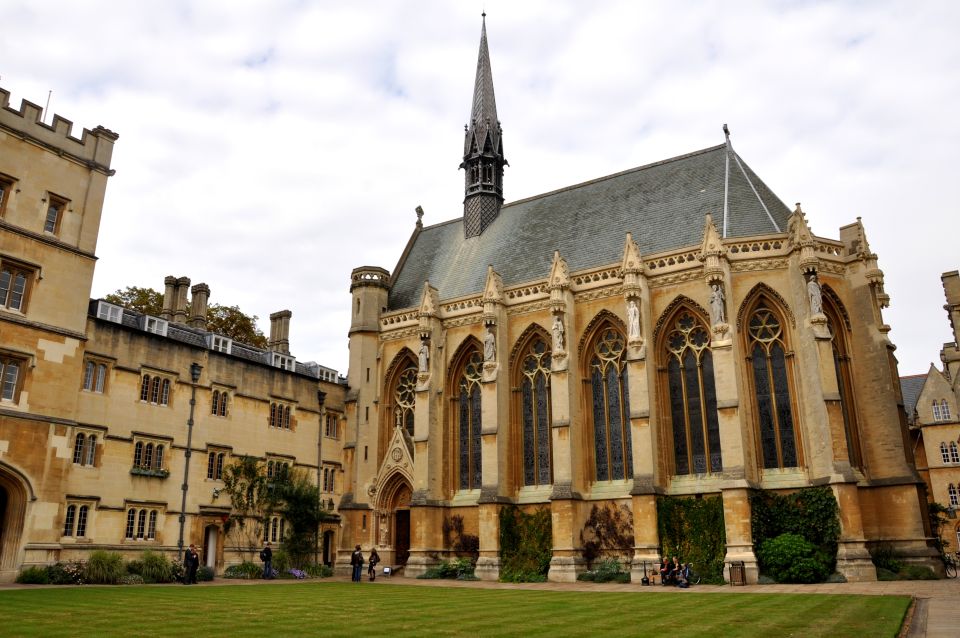 Oxford: CS Lewis and JRR Tolkien Walking Tour - Common questions