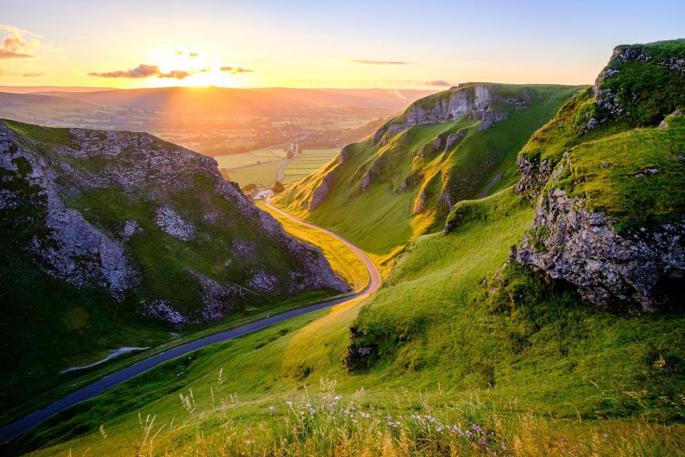 Peak District (Yorkshire): Interactive Road Trip Guidebook - Highlights