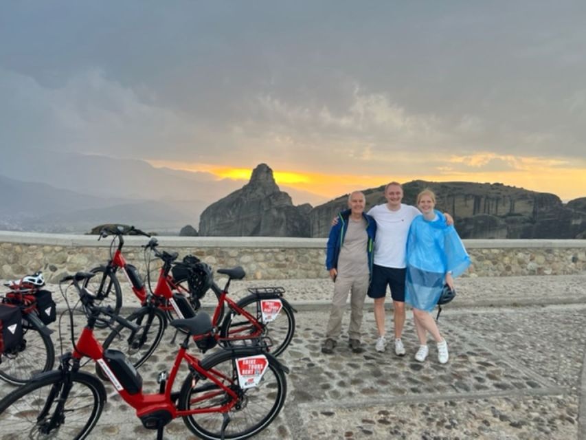 Meteora: E-Bike Sunset Tour With Local Guide & Drink - Booking Details