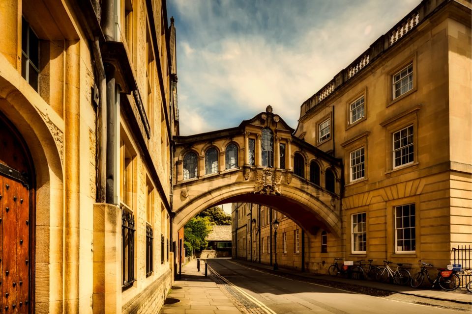 Oxford: Discovery Walk & Reading Walking Tour - Directions