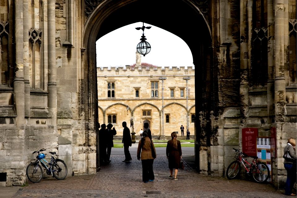 Oxford: Discovery Walk & Reading Walking Tour - Common questions