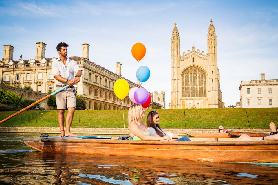 Cambridge: Shared Punting Tour With Guide - Key Points