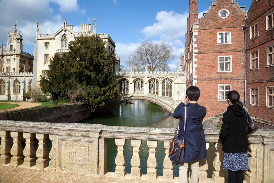 Cambridge Student-Guided Chinese Walking and English Punting - Key Points