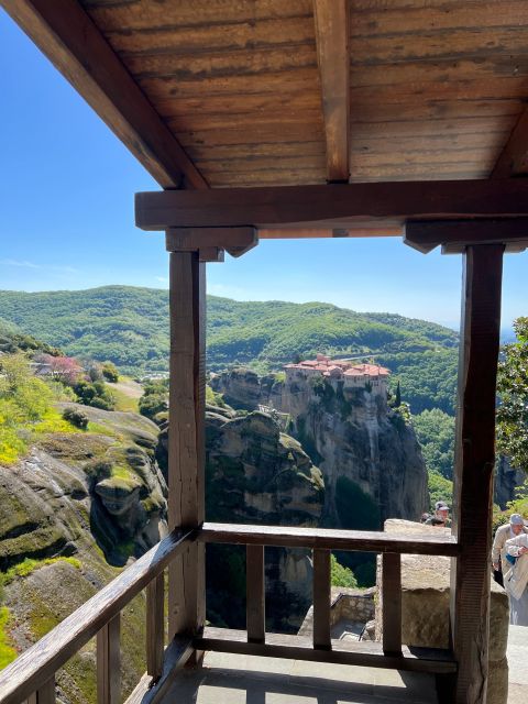 Kalambaka: Meteora Private Guided Tour With Local Guide - Tour Details