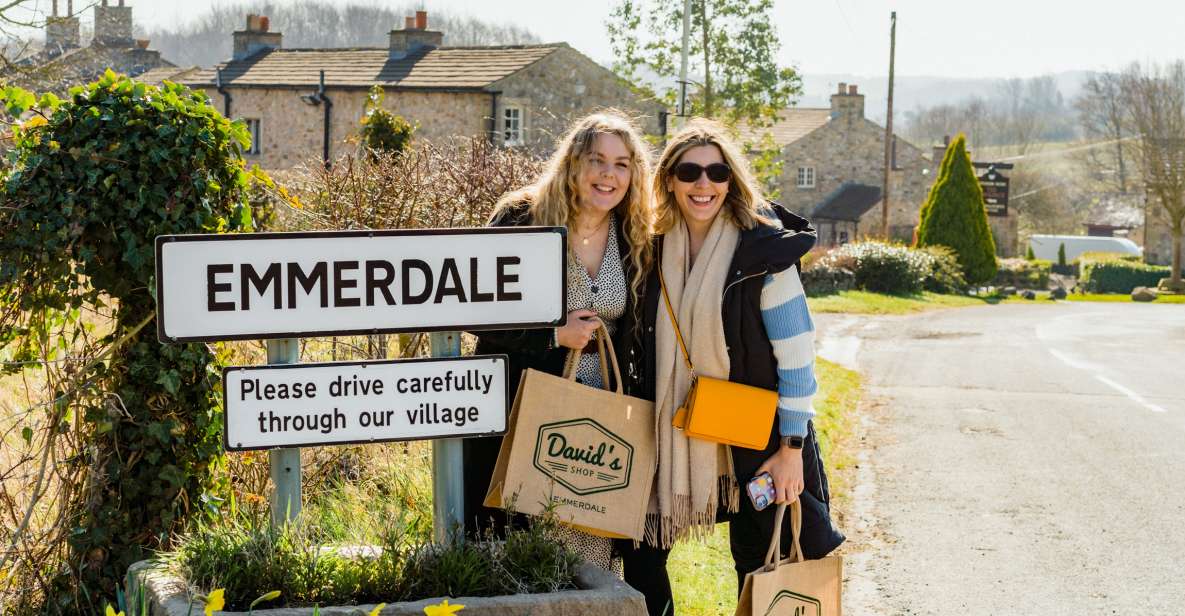 Leeds: Emmerdale Village Set Guided Tour - Key Points