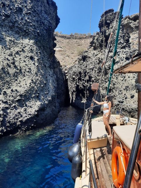 Santorini: Boat Tour in Volcano, Hot Springs and Thirassia - Tour Details