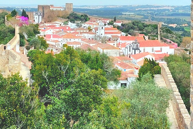 Nazaré Óbidos – Waves and History Private Tour From Lisbon