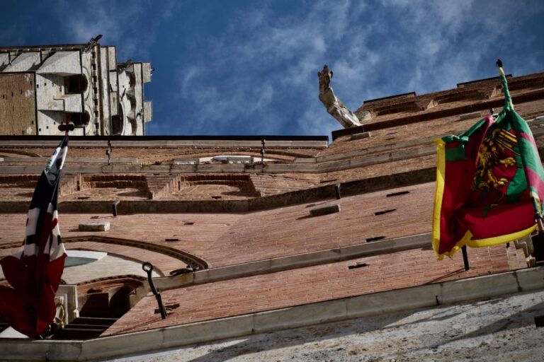 Siena: Palio Walking Tour