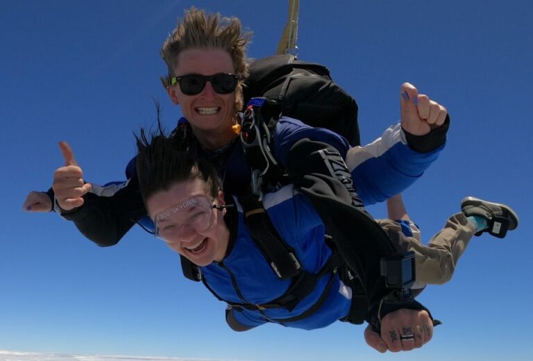 Sydney: Tandem Skydive With Optional Transfers