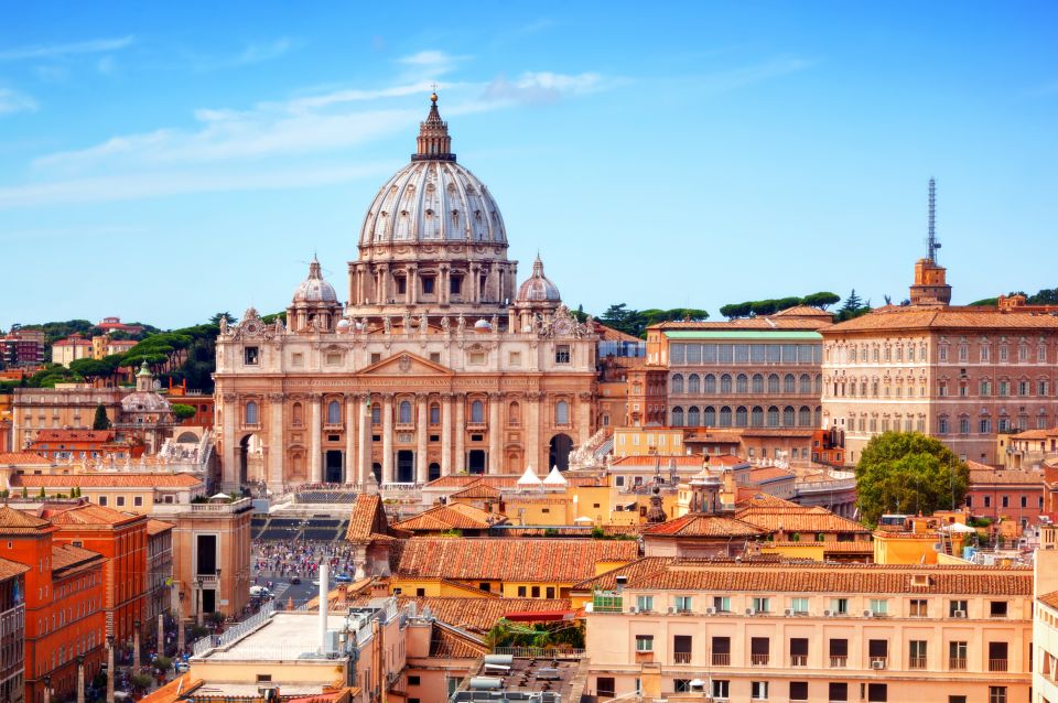 Trastevere and Vatican City Private Walking Tour With Guide - Language Options and Accessibility